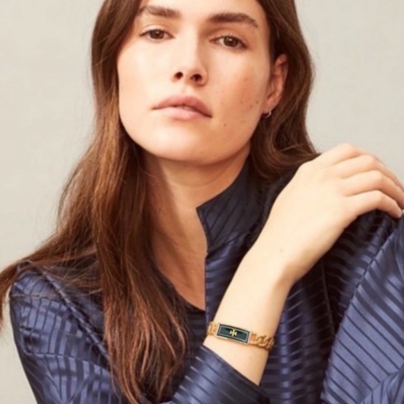 TORY BURCH • Green Milgrain Logo Cuff Bracelet - Picture 2 of 5